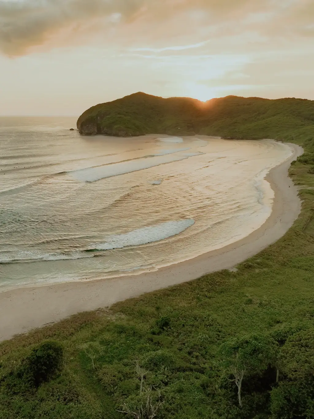 Kini Resort sunset view Sumbawa
